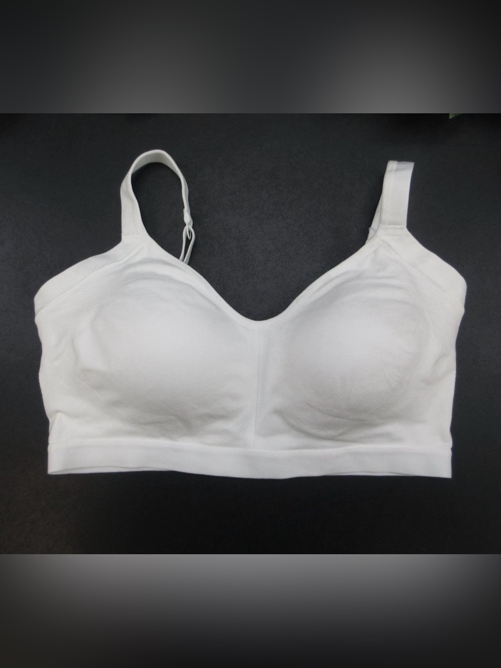 Warners Bra Women's White Wireless Padded Seamless Comfort Bra Size XL